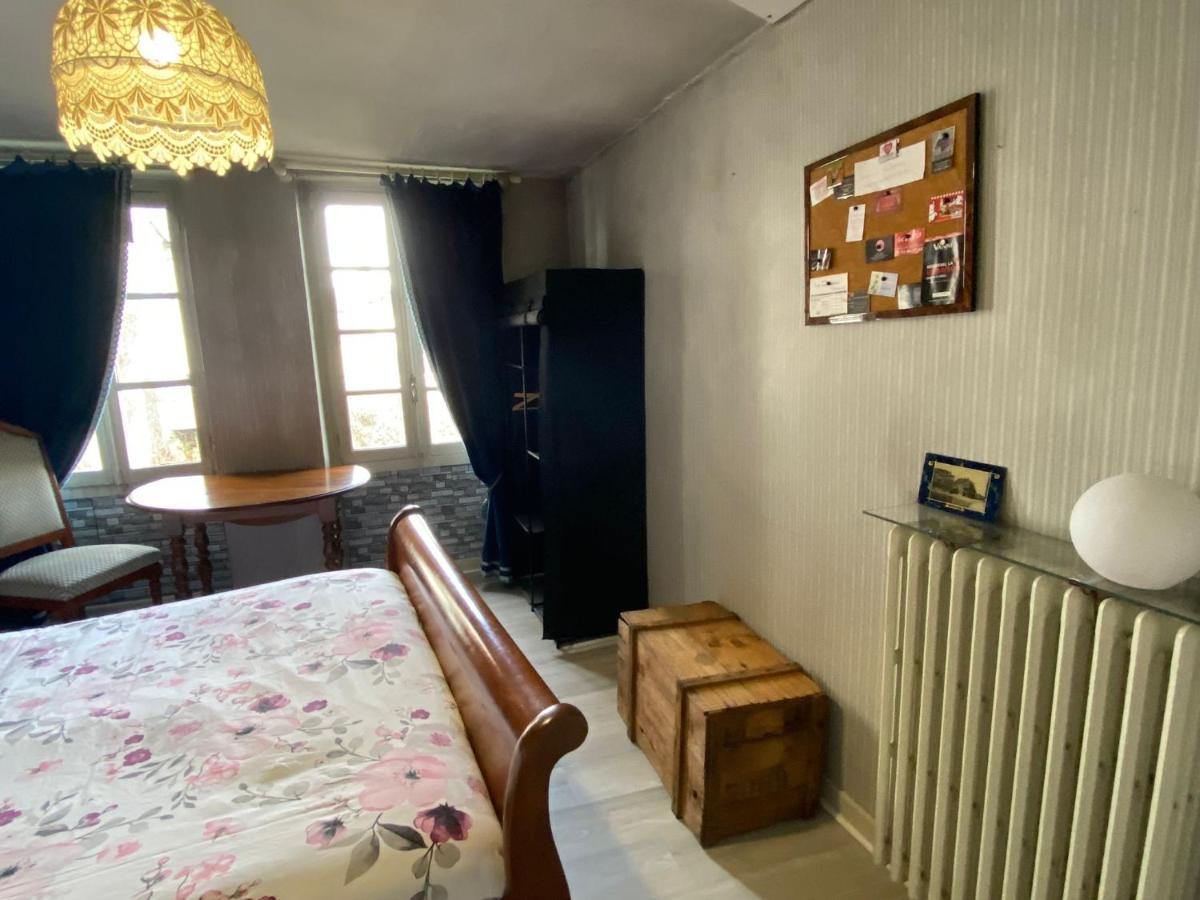 Chambre Calme Au Coeur D'Ussel Ussel  Dış mekan fotoğraf